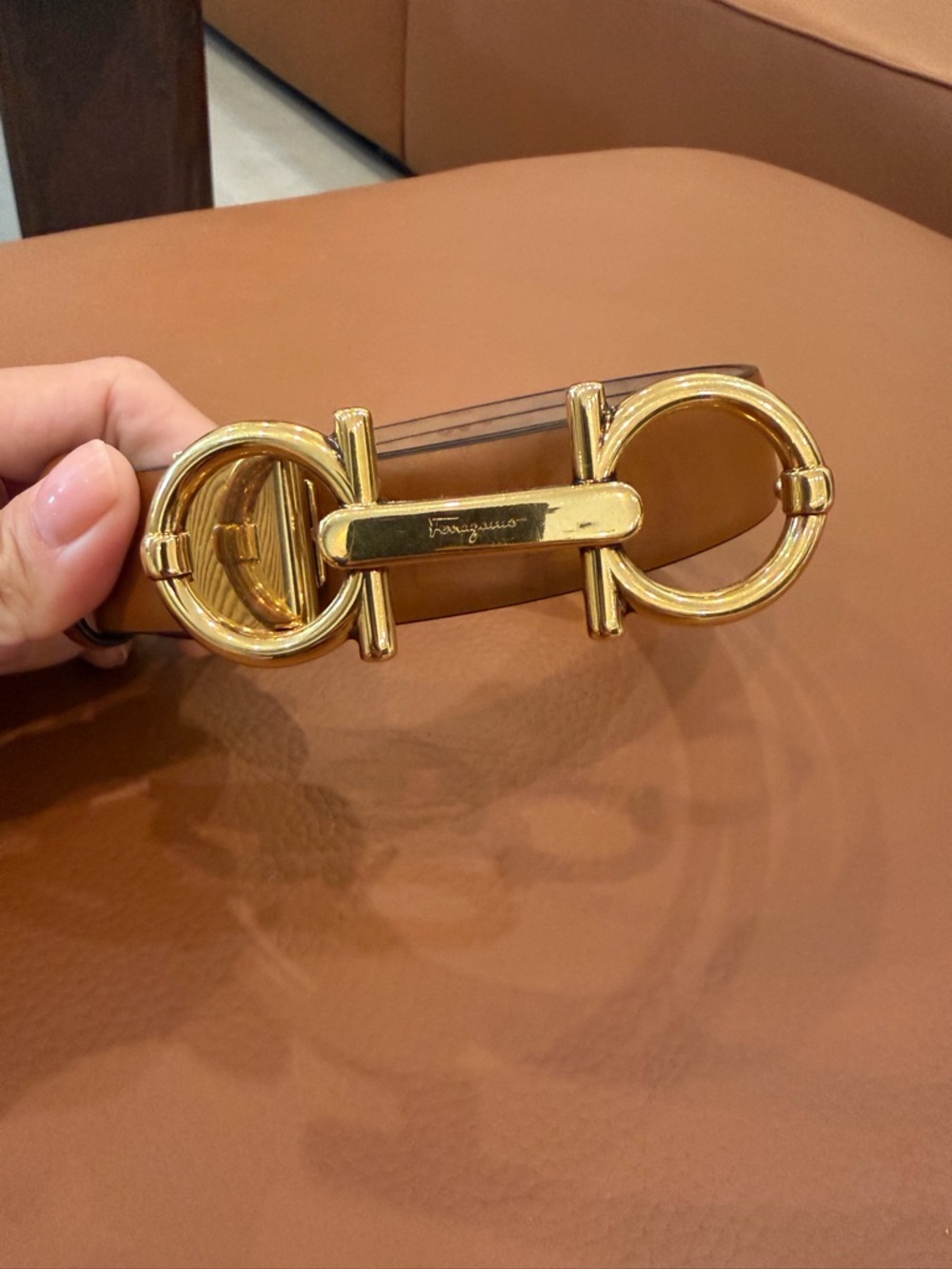 Salvatore Ferragamo Leather Belt Brown Gold Buckle Size 80 Italy - Picture 3 of 7